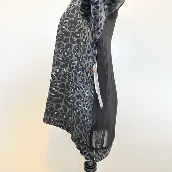 NWT seven7 grey leopard print with mesh back top - Picture 4 of 10